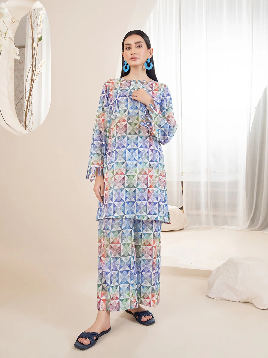 Ahna Collection’s stitched 2-piece suit