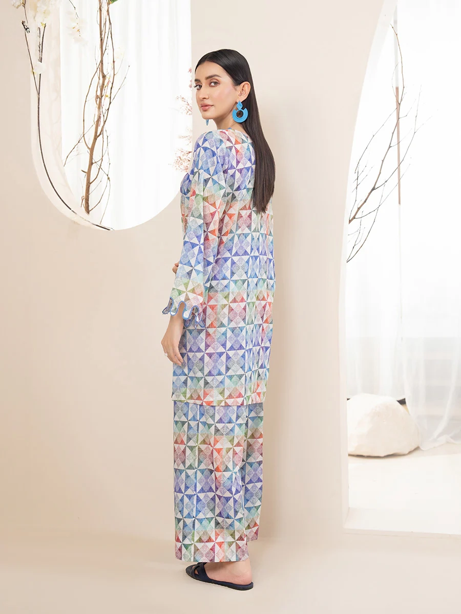 Ahna Collection’s stitched 2-piece suit