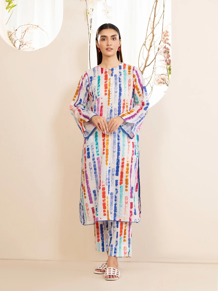 Ahna Collection’s stitched 2-piece suit