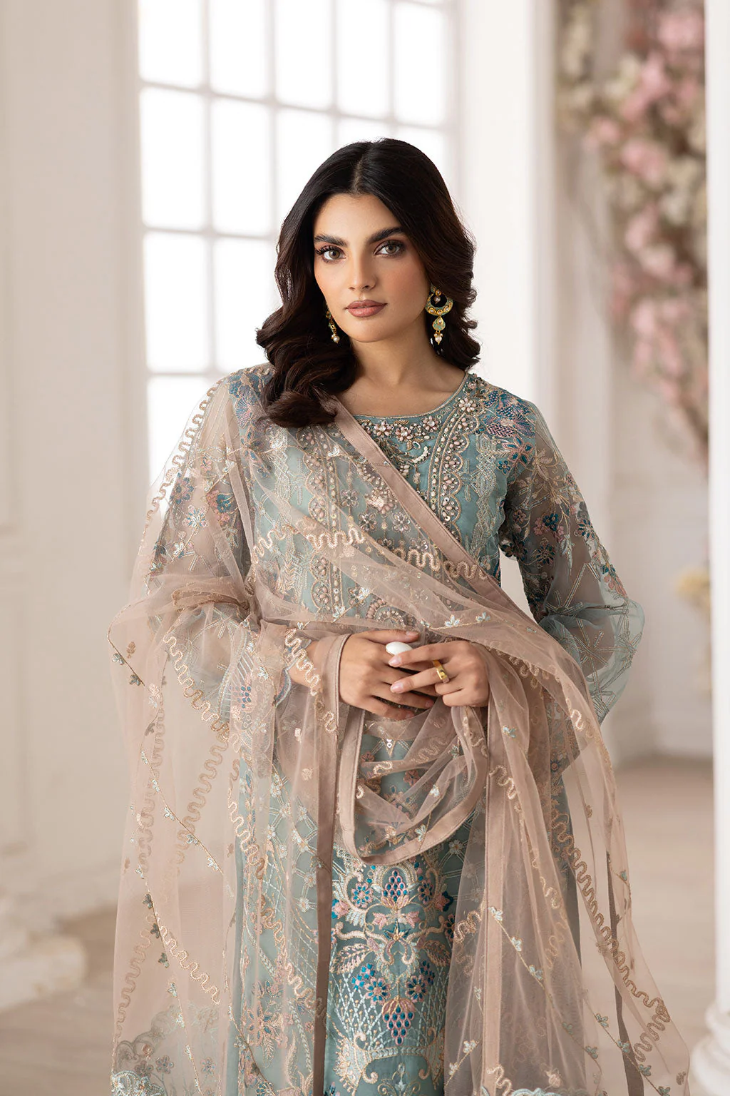 Ramsha Dastoor Collection’s Unstitched 3-piece suit
