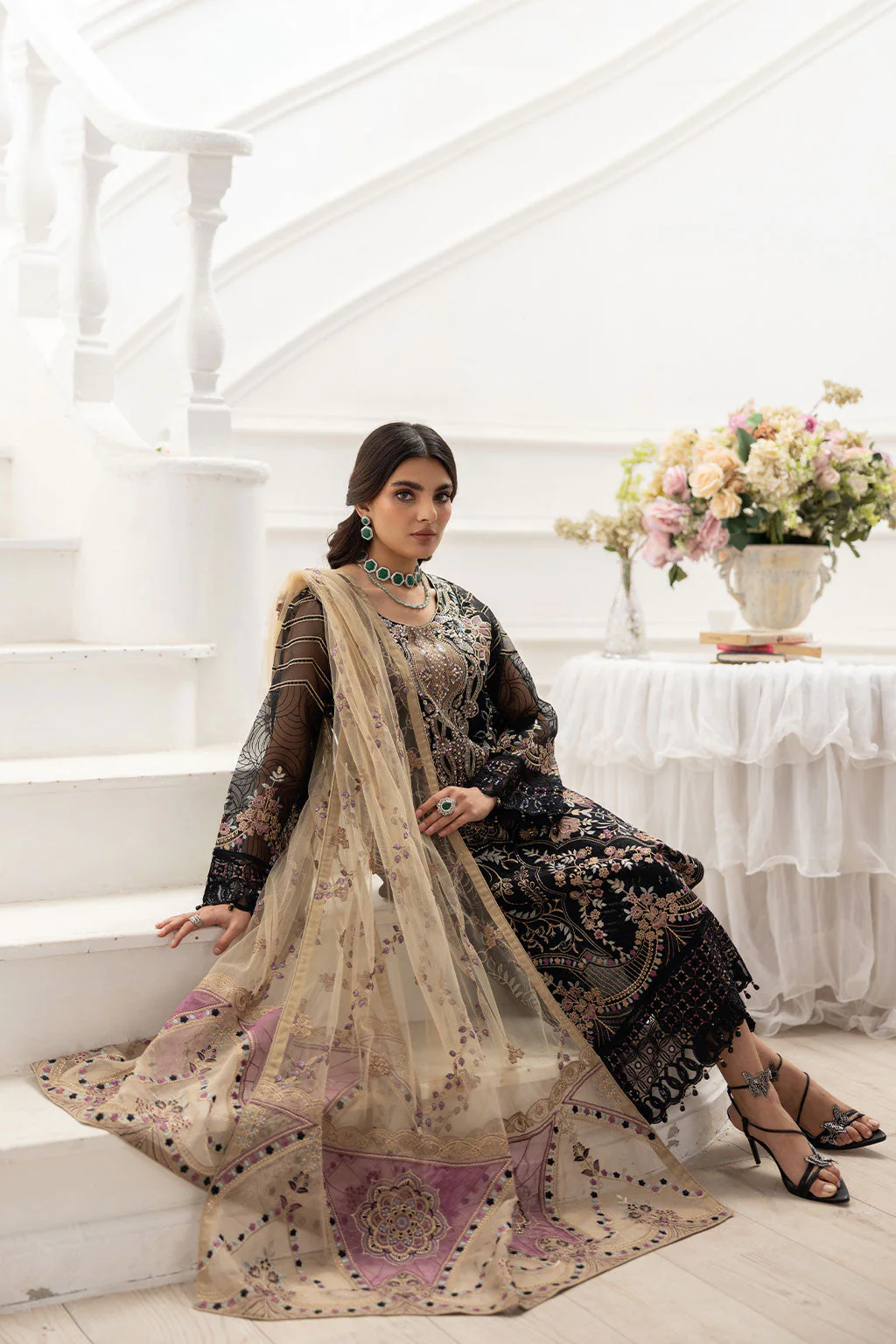 Ramsha Dastoor Collection’s Unstitched 3-piece suit (006)