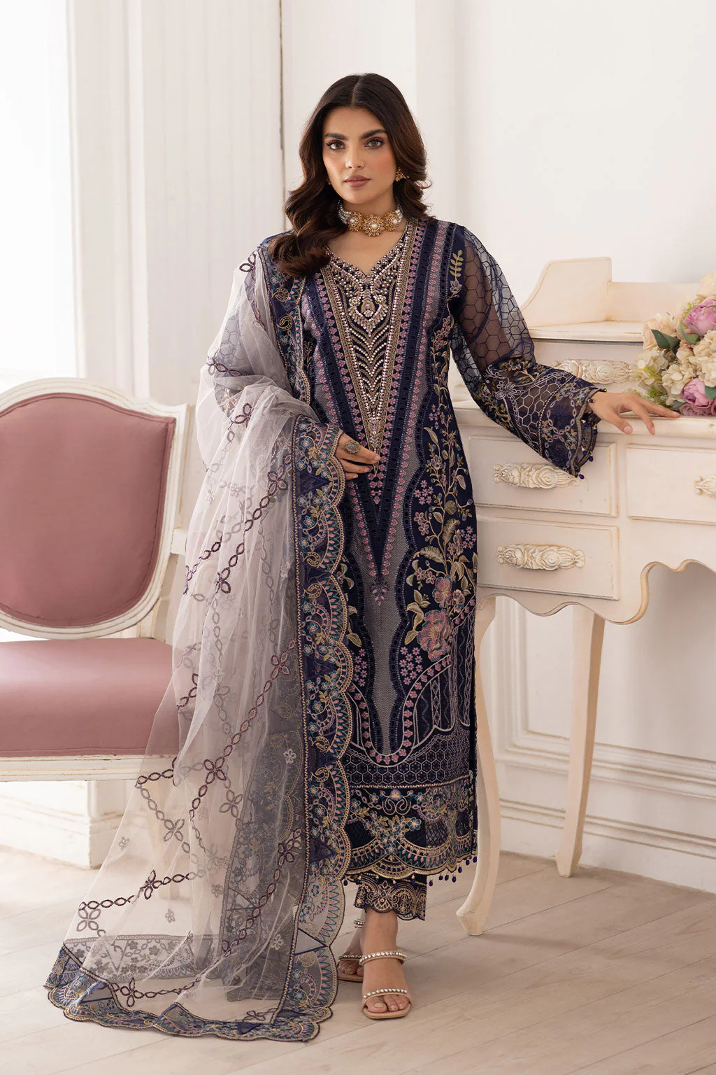 Ramsha Dastoor Collection’s Unstitched 3-piece suit (009)