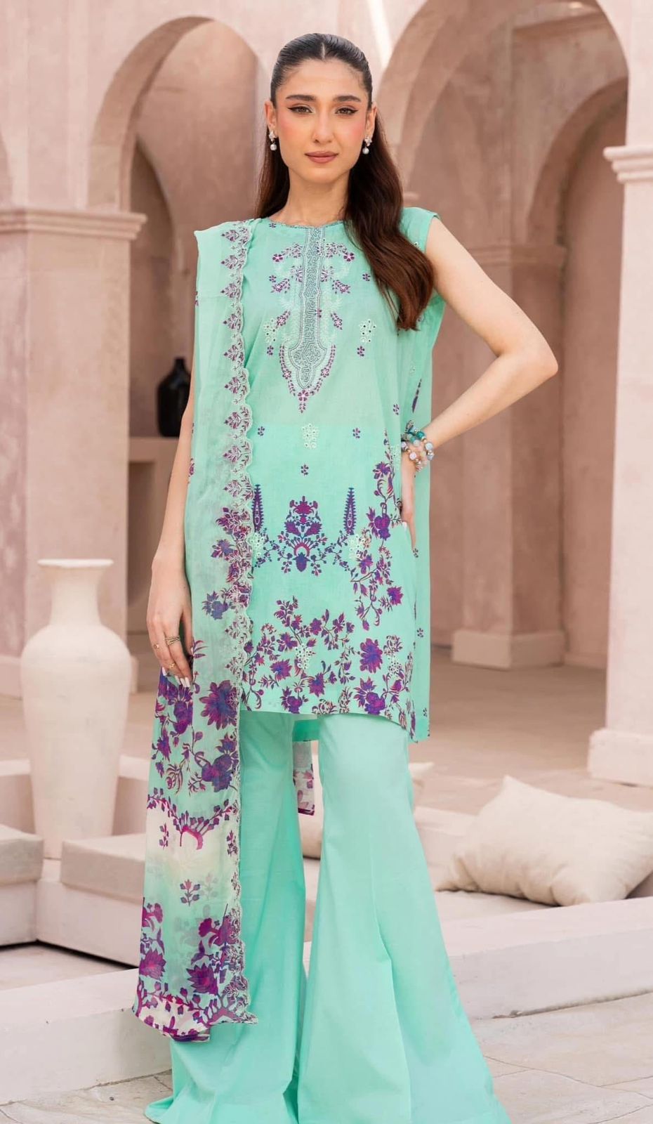 Mahlij Collection’s Unstitched 3-piece suit (009)